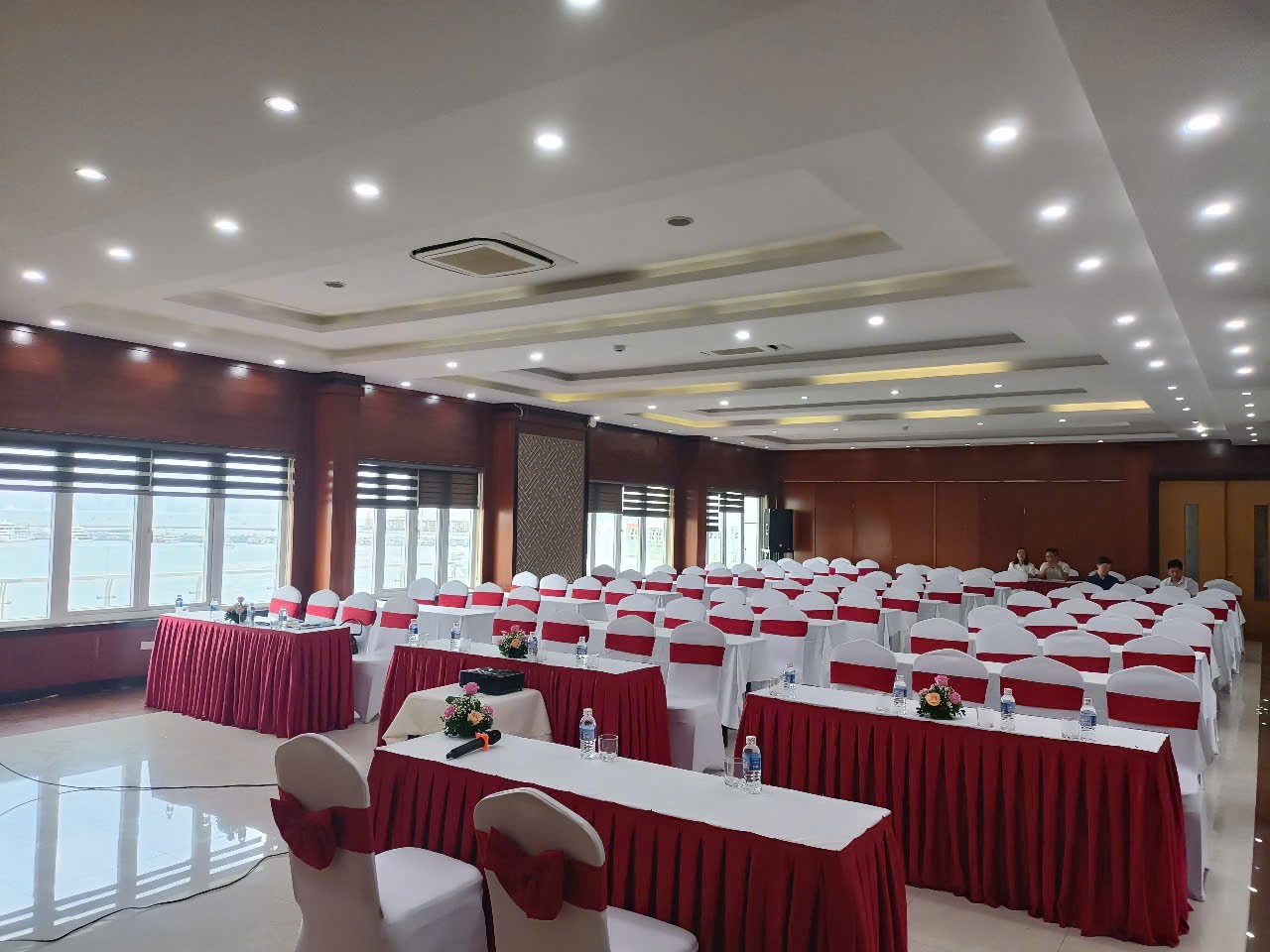 Tiệc gala tại nhà hàng tầng 7